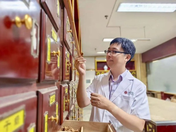 微信图片_2026-10-19_145323_534.jpg 微信图片_2026-10-19_145323_534.jpg